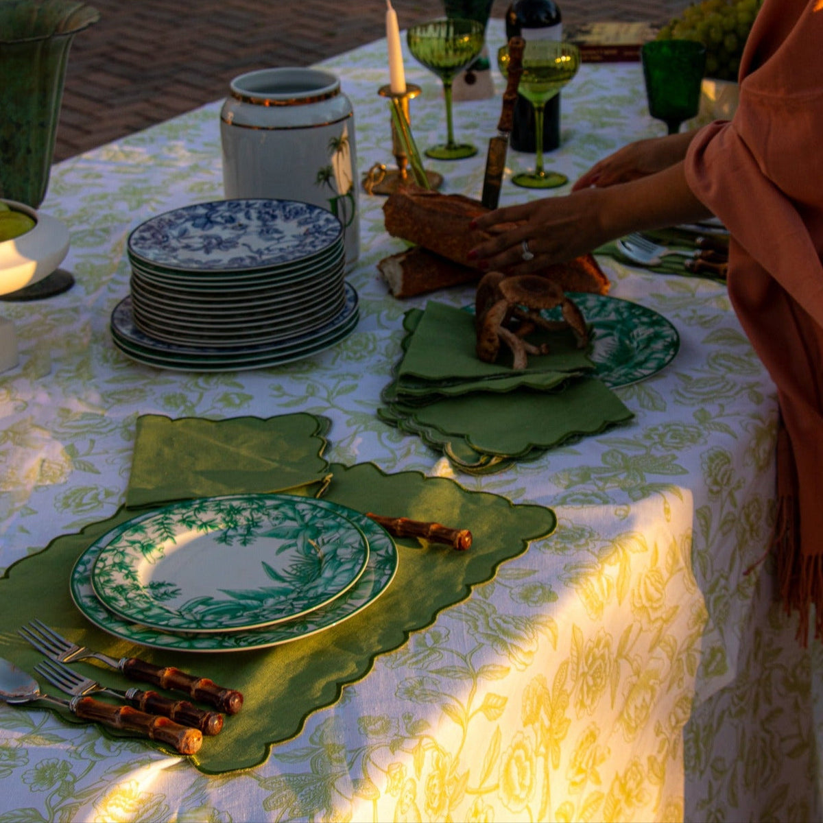 Monsoon Verdant Porcelain Starter Plates – Case of 12 (+3 Bonus Plates)