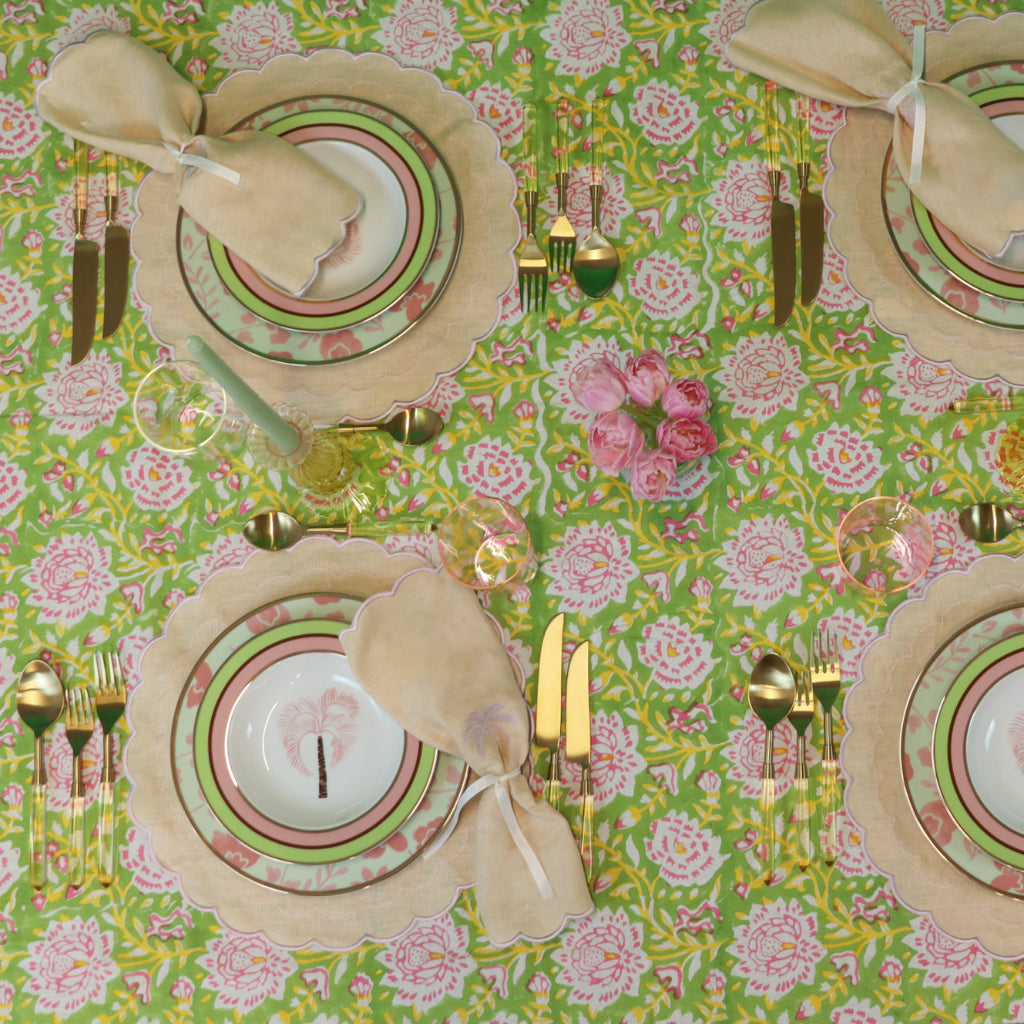 Pistachio & Lychee Palm Porcelain Soup Bowls – Set of 4 (+1 Bonus Bowl)
