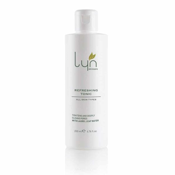 Lyn Skincare Revitalizing Toner with Laurel Leaf Water 200 mL
