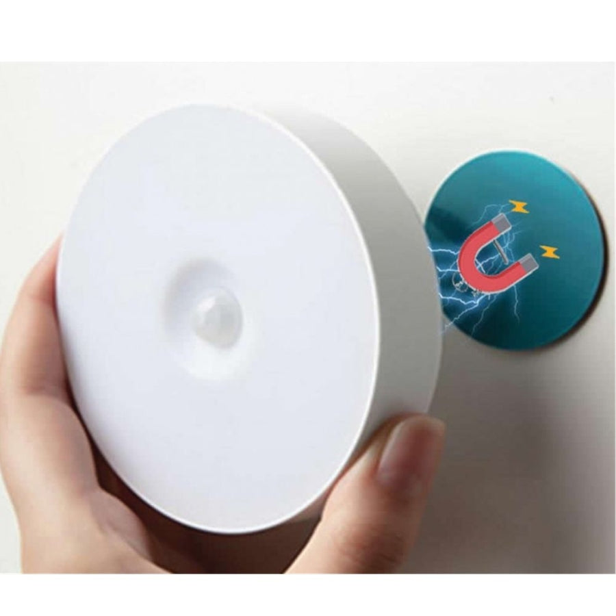 Petrix 93816 Motion Sensor Rechargeable Night Light