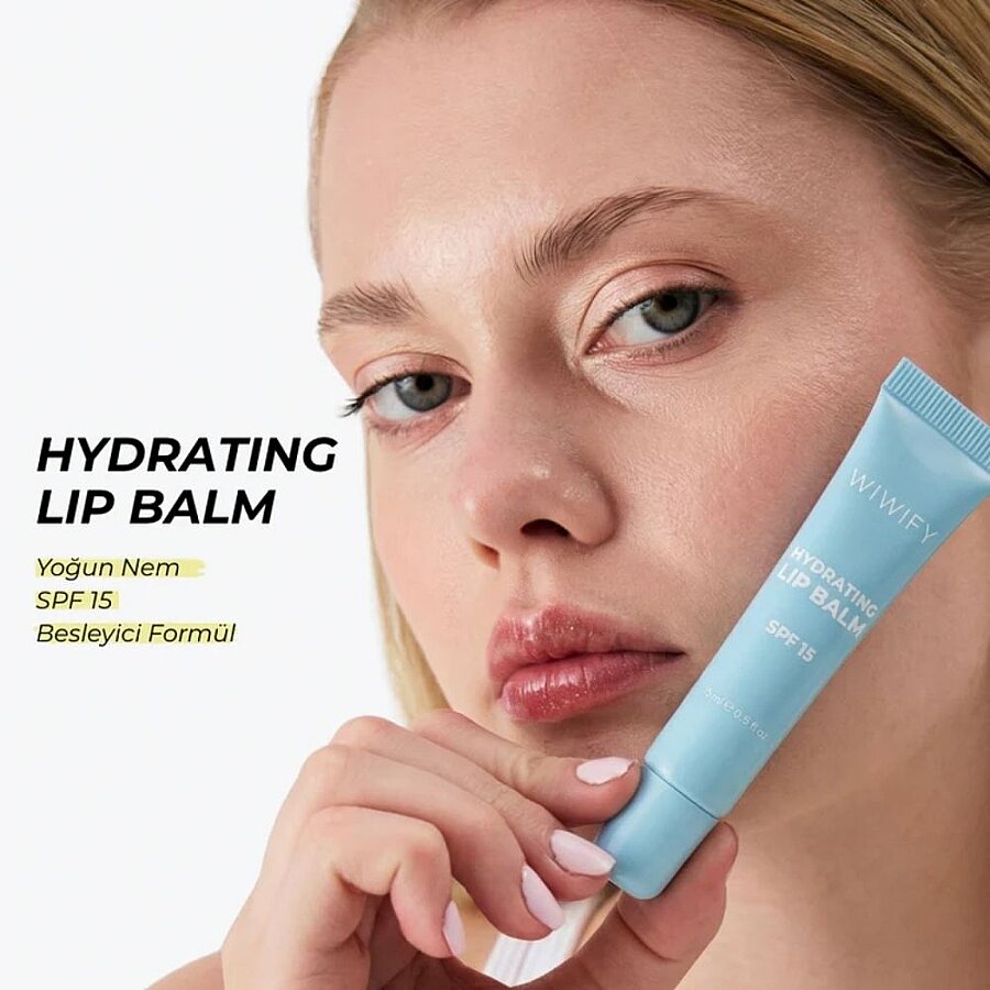 Wiwify Hydrating Lip Balm SPF 15 Glossy Finish 15 ml